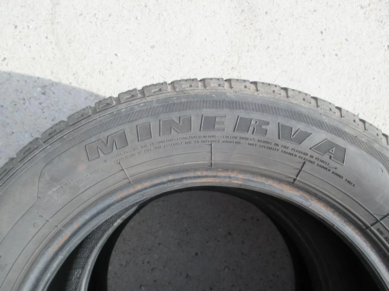 Гуми Всесезонни 215/60R16, снимка 4 - Гуми и джанти - 14210966