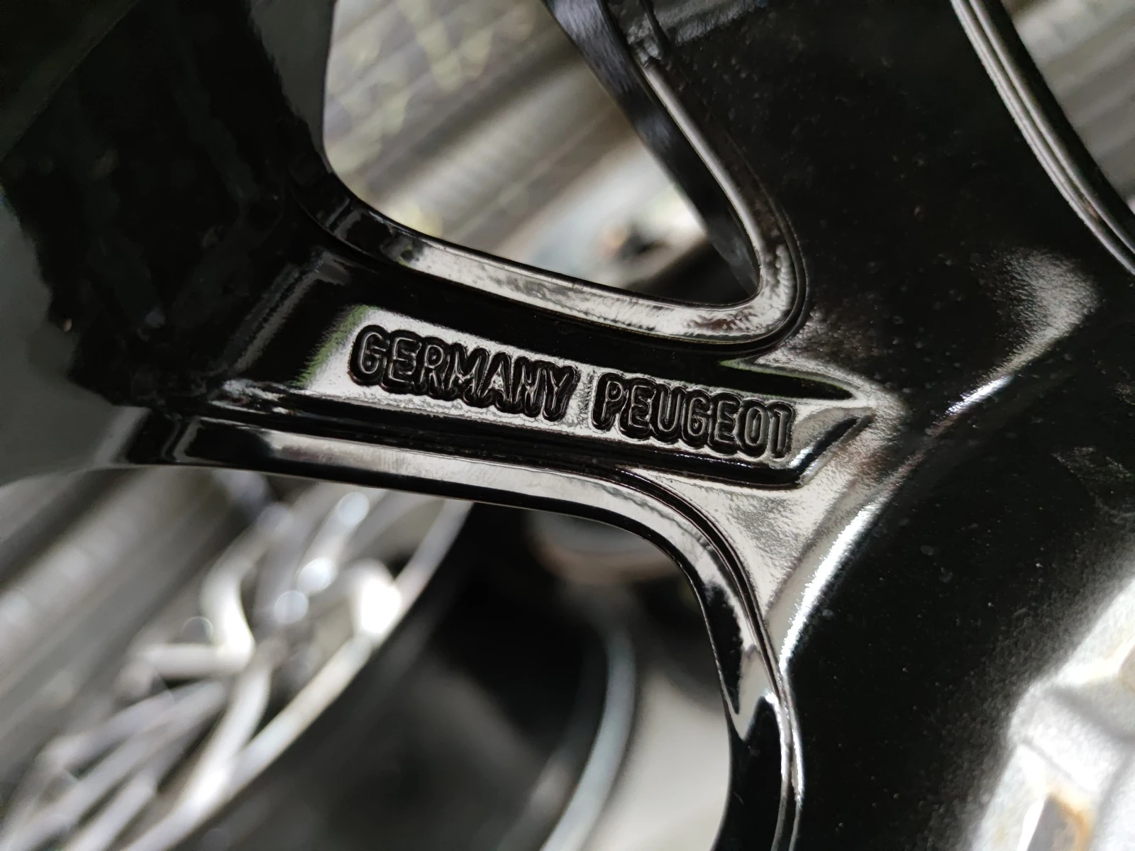    165/60R15  Peugeot 108 | Mobile.bg   12