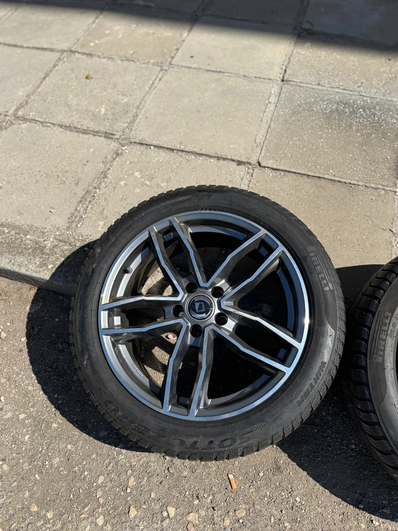    245/45R18 | Mobile.bg   6