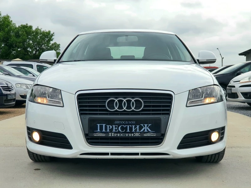 Audi A3 1.6i - 102k.c., снимка 2 - Автомобили и джипове - 45637604