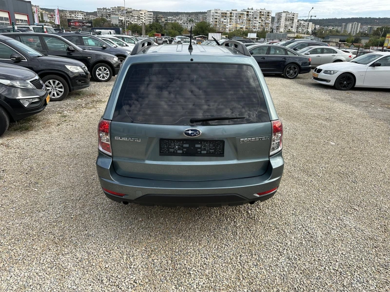 Subaru Forester Италия Газ, снимка 15 - Автомобили и джипове - 46891314