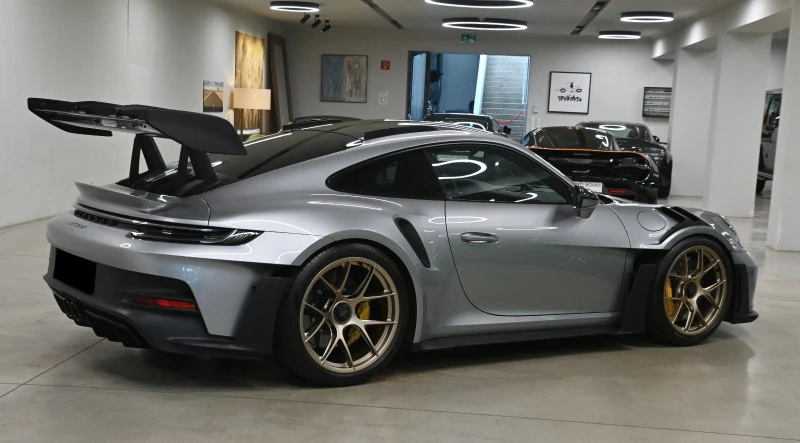 Porsche 911 992 GT3 RS/WEISSACH/CLUBSPORT/CERAMIC/CARBON/BOSE/, снимка 7 - Автомобили и джипове - 47790297