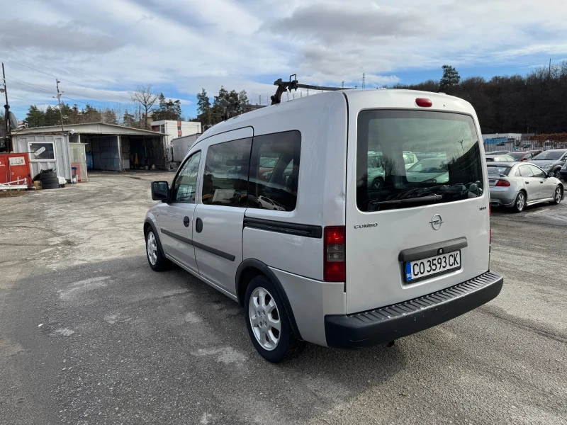 Opel Combo 1.3 cdti, снимка 3 - Автомобили и джипове - 49561323