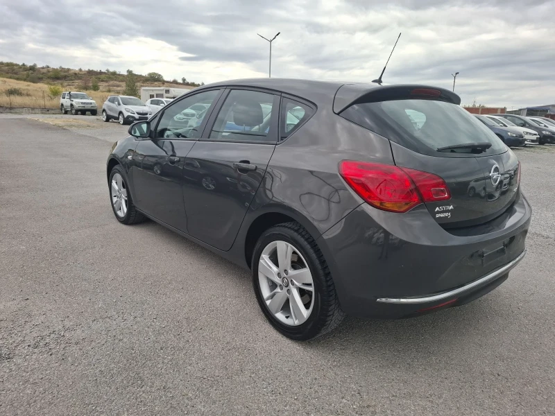 Opel Astra 1, 7CDTI-110p.s.-Unikat-Euro 5B, снимка 4 - Автомобили и джипове - 51911592