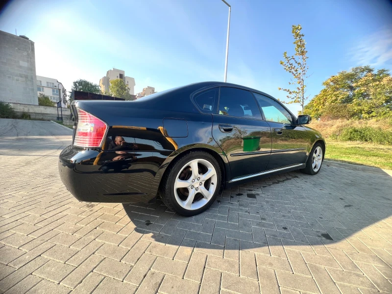 Subaru Legacy 3.0 H6, снимка 3 - Автомобили и джипове - 52385840