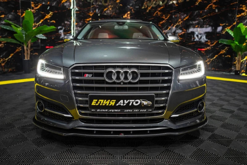 Audi S8 PLUS QUATTRO MATRIX CARBON B&O ЛИЗИНГ 100%, снимка 3 - Автомобили и джипове - 53371179