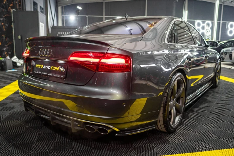 Audi S8 PLUS QUATTRO MATRIX CARBON B&O ЛИЗИНГ 100%, снимка 10 - Автомобили и джипове - 53371179
