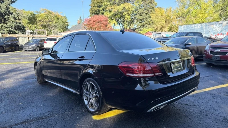 Mercedes-Benz E 300 * KEYLESS ENTRY* * ШИБЕДАХ* * ПОДГРЕВ* , снимка 10 - Автомобили и джипове - 53447552