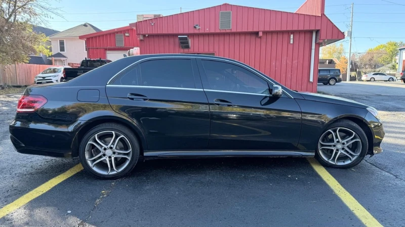 Mercedes-Benz E 300 * KEYLESS ENTRY* * ШИБЕДАХ* * ПОДГРЕВ* , снимка 3 - Автомобили и джипове - 53447552