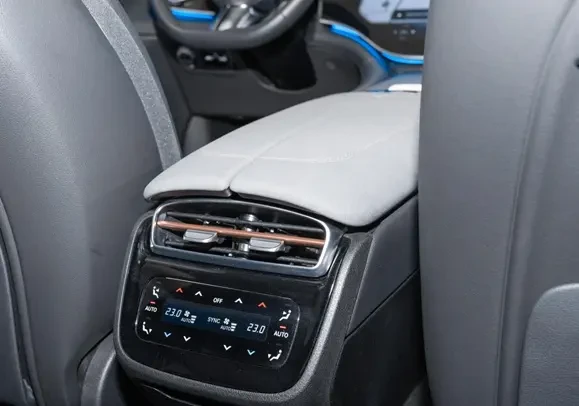 Mercedes-Benz EQS 450 4Matic = AMG Line = Premium Plus Гаранция, снимка 14 - Автомобили и джипове - 53606830