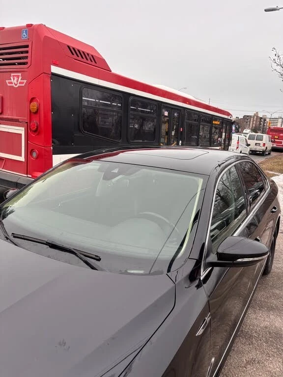 VW Passat .0T* Wolfsburg* FWD* АвтоКредит* (ЦЕНА ДО БГ), снимка 5 - Автомобили и джипове - 54137956