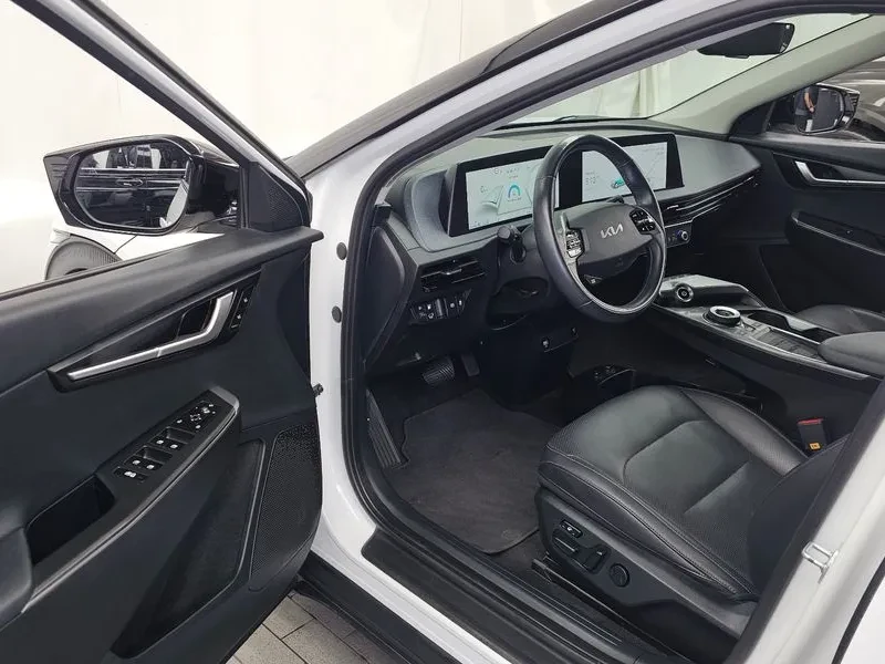 Kia EV6 Long Range Air - САМО 30% АВАНС, снимка 10 - Автомобили и джипове - 56288089