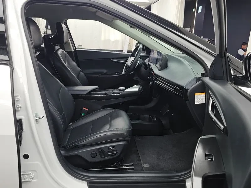 Kia EV6 Long Range Air - САМО 30% АВАНС, снимка 11 - Автомобили и джипове - 56288089