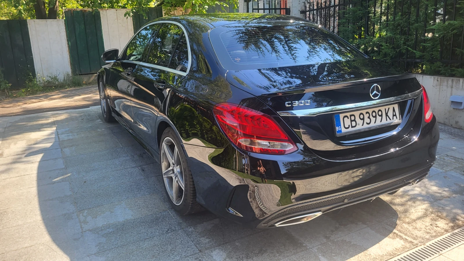 Mercedes-Benz C 300 AMG - изображение 6