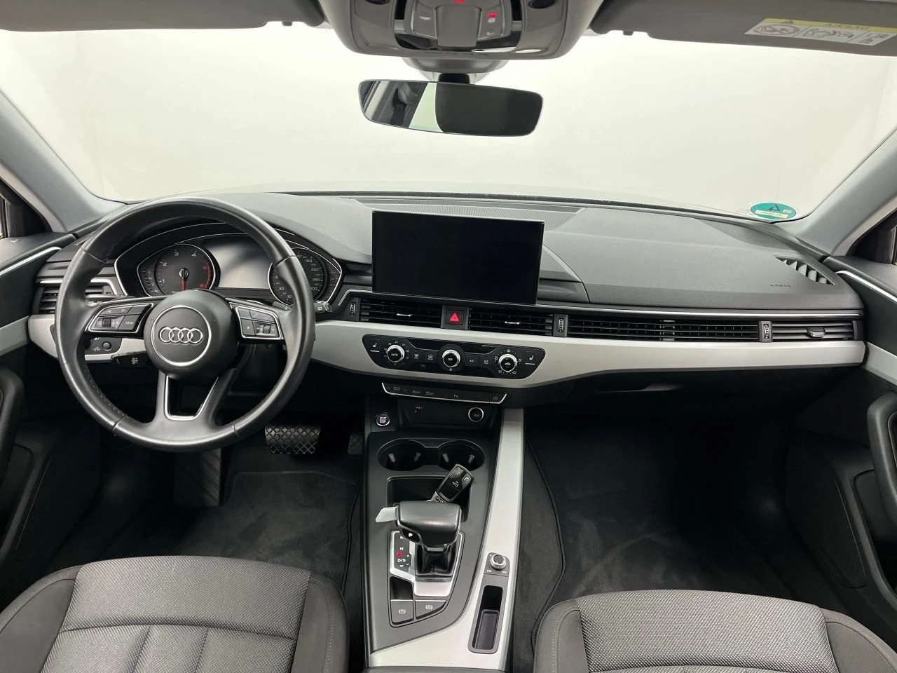 Audi A4  - изображение 4