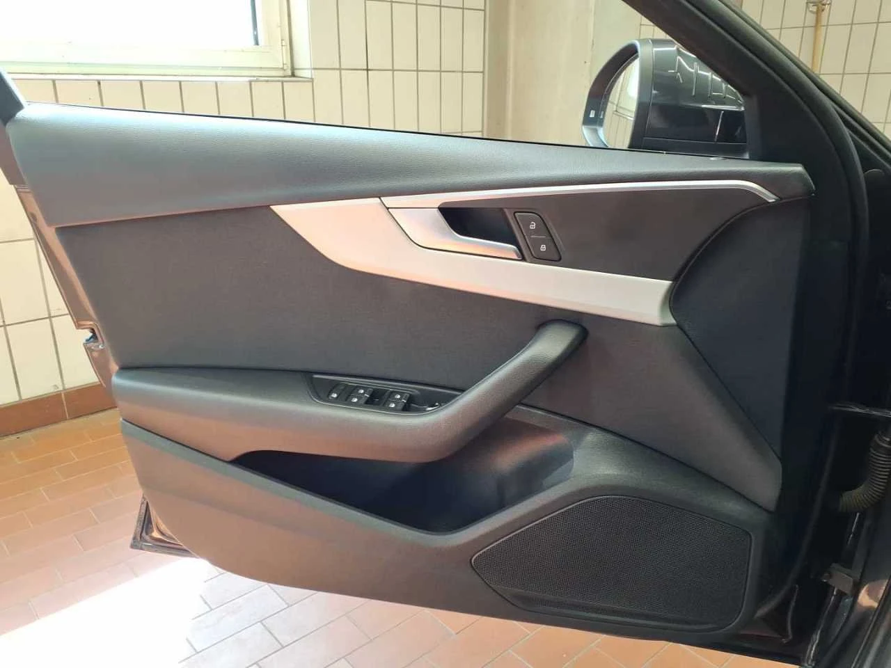 Audi A4  - изображение 10