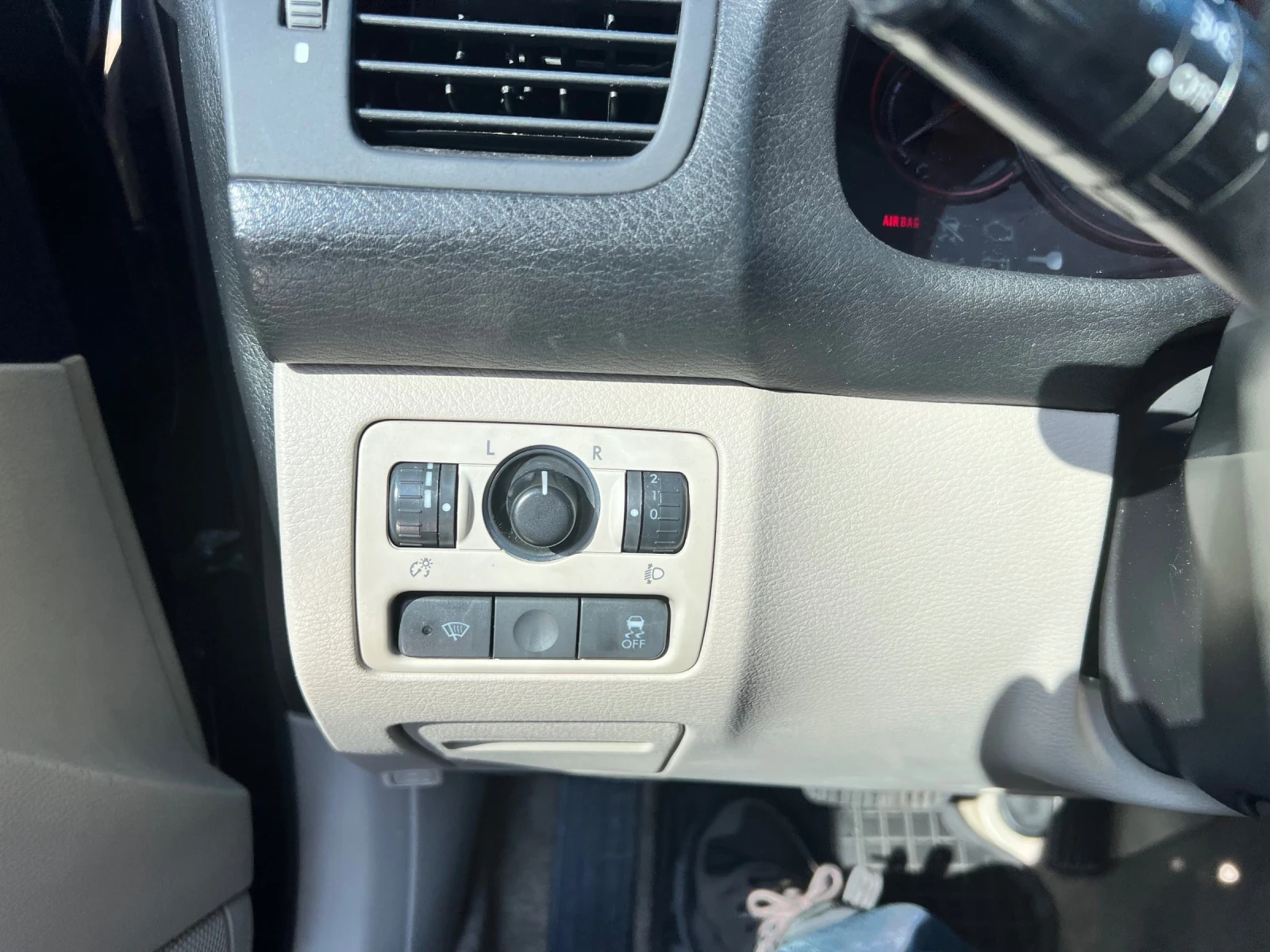 Subaru Legacy 3.0 H6 - изображение 10