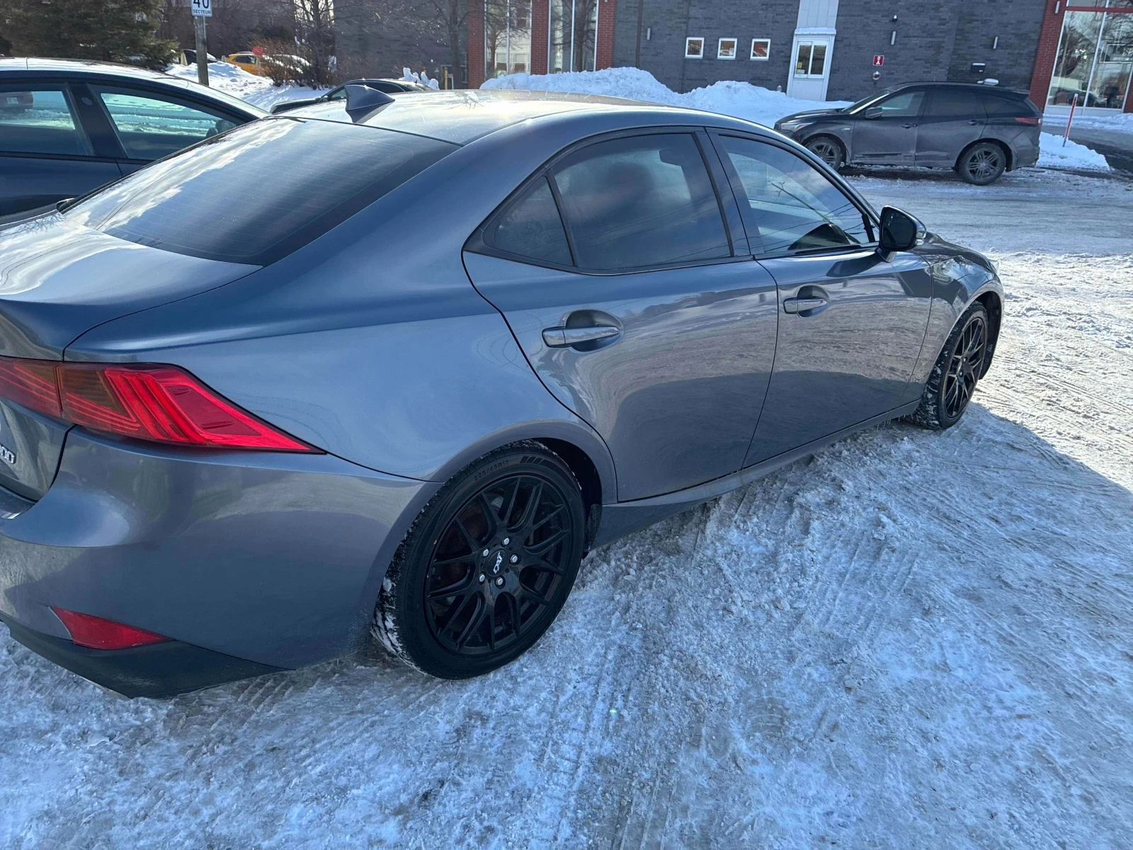 Lexus IS 300 AWD* PODGREV* OBDUHVANE* CARFAX* АВТО КРЕДИТ*  - изображение 4