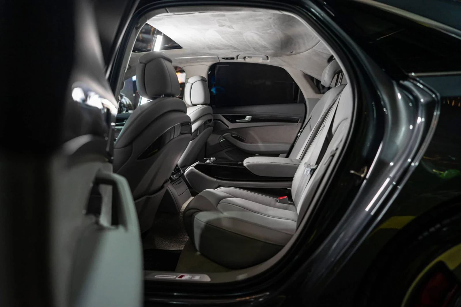 Audi S8 PLUS QUATTRO MATRIX CARBON B&O ������ 100% | Mobile.bg � ����������� 15