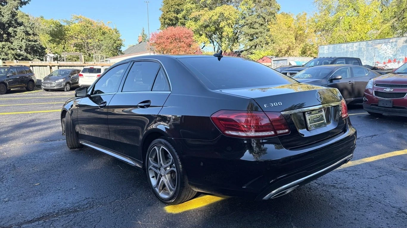 Mercedes-Benz E 300 * KEYLESS ENTRY* * ШИБЕДАХ* * ПОДГРЕВ*  - изображение 10