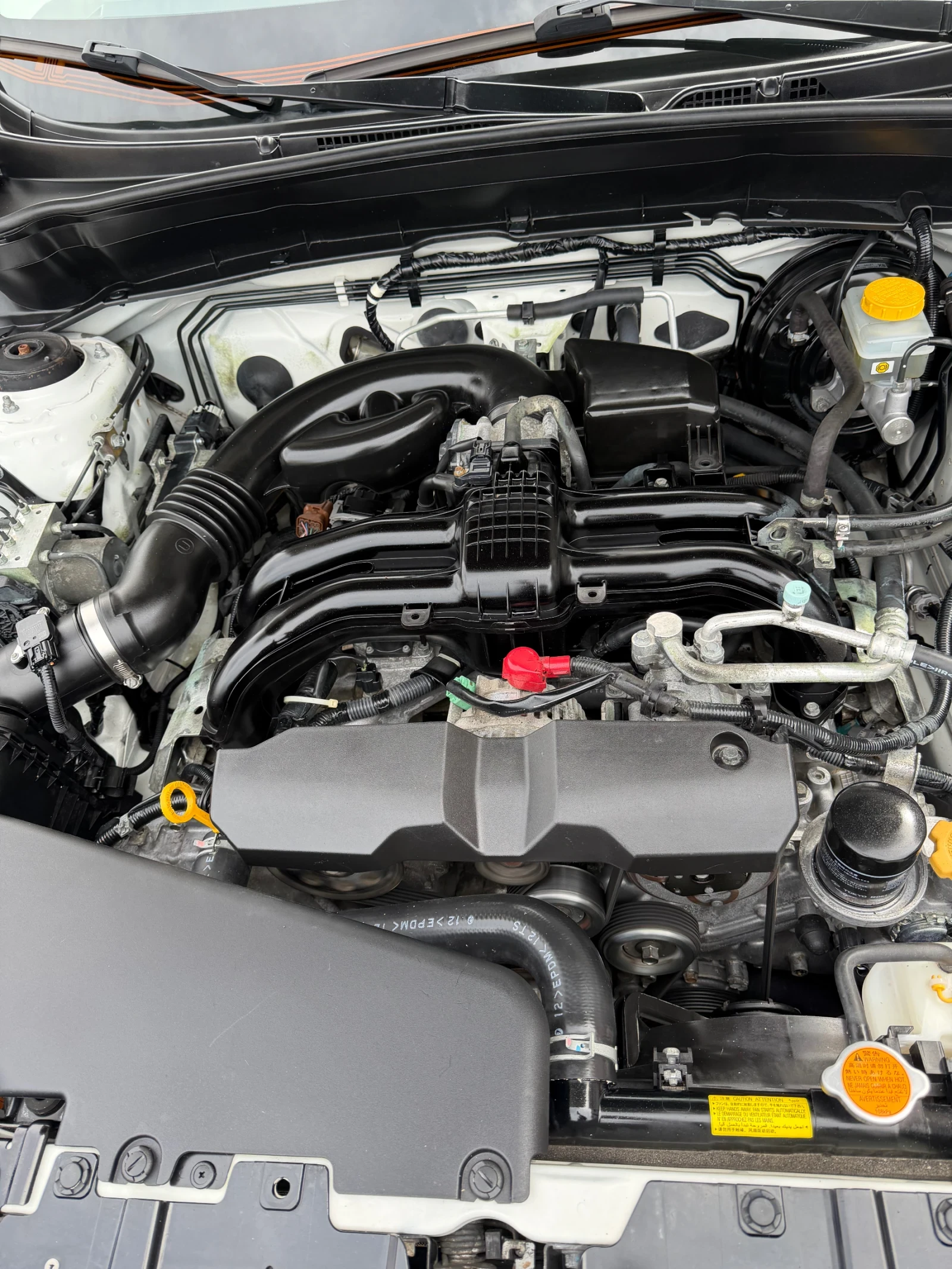 Subaru Forester 2.0AWD Автомат кожа кейлес , снимка 8 - Автомобили и джипове - 54219274