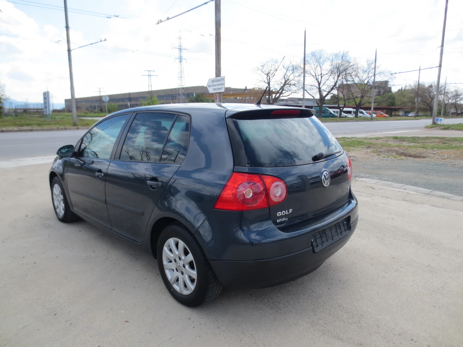 VW Golf 1.6 i * ГАЗ* , снимка 7 - Автомобили и джипове - 54386532