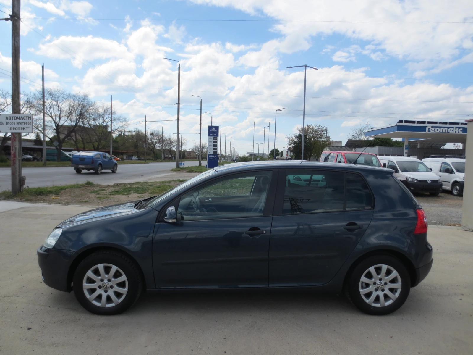 VW Golf 1.6 i * ГАЗ* , снимка 8 - Автомобили и джипове - 54386532