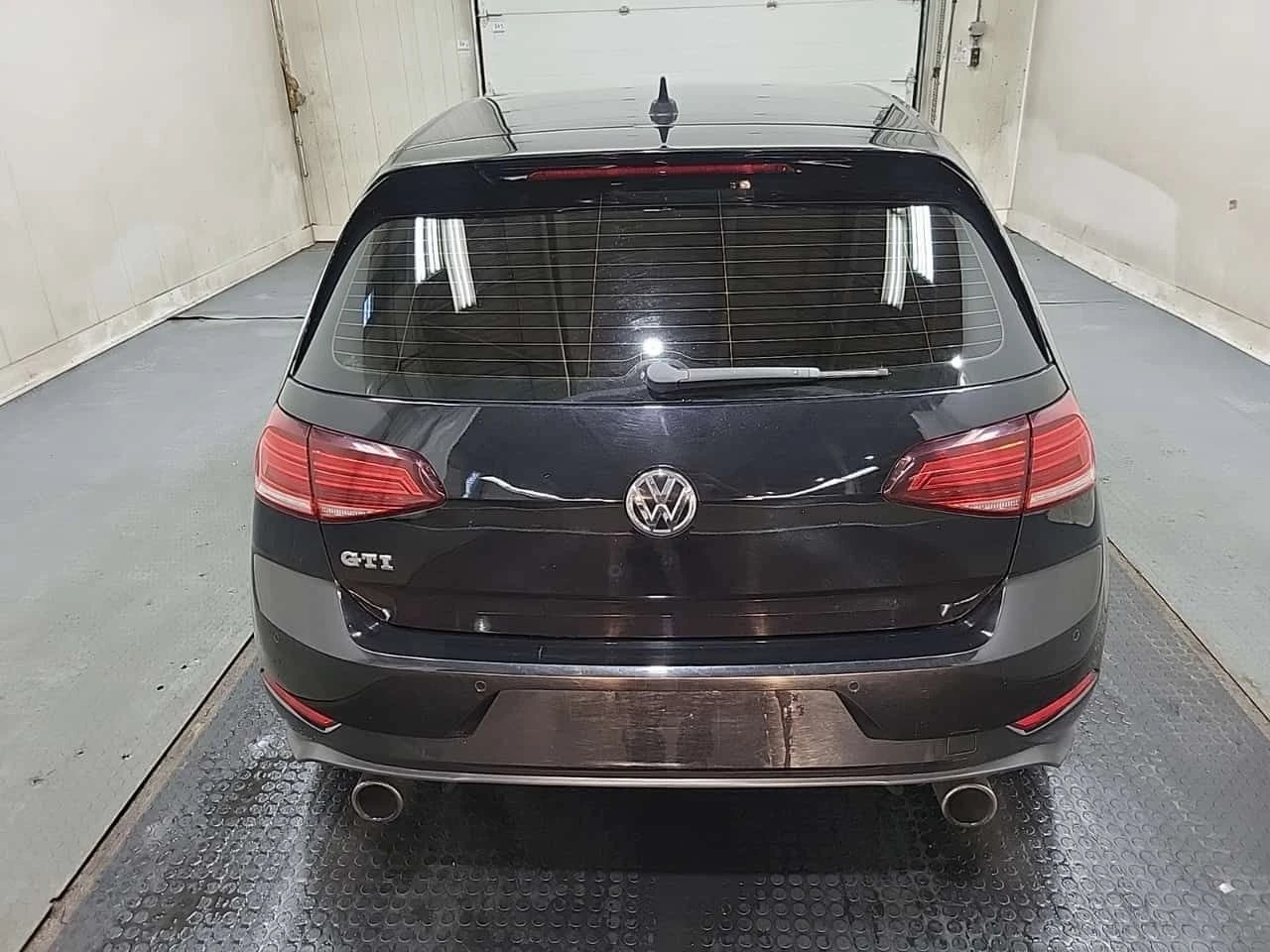 VW Golf GTI| ПОДГРЕВИ| 2 КЛЮЧА, снимка 5 - Автомобили и джипове - 54497245