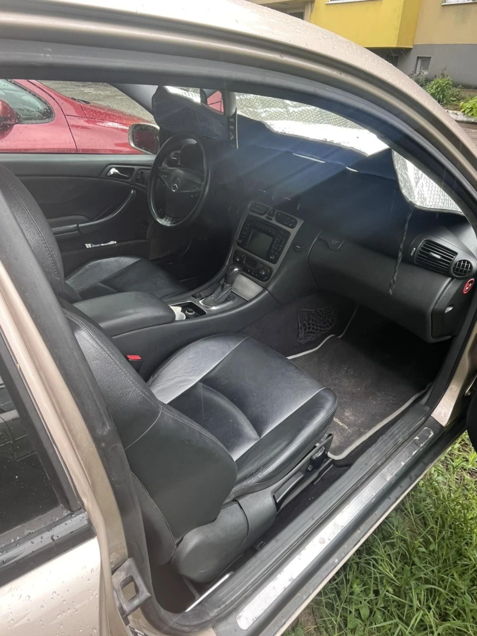 Mercedes-Benz 180 129кс ГАЗ КОЖА АВТОМАТ НАВИ, снимка 7 - Автомобили и джипове - 54672786