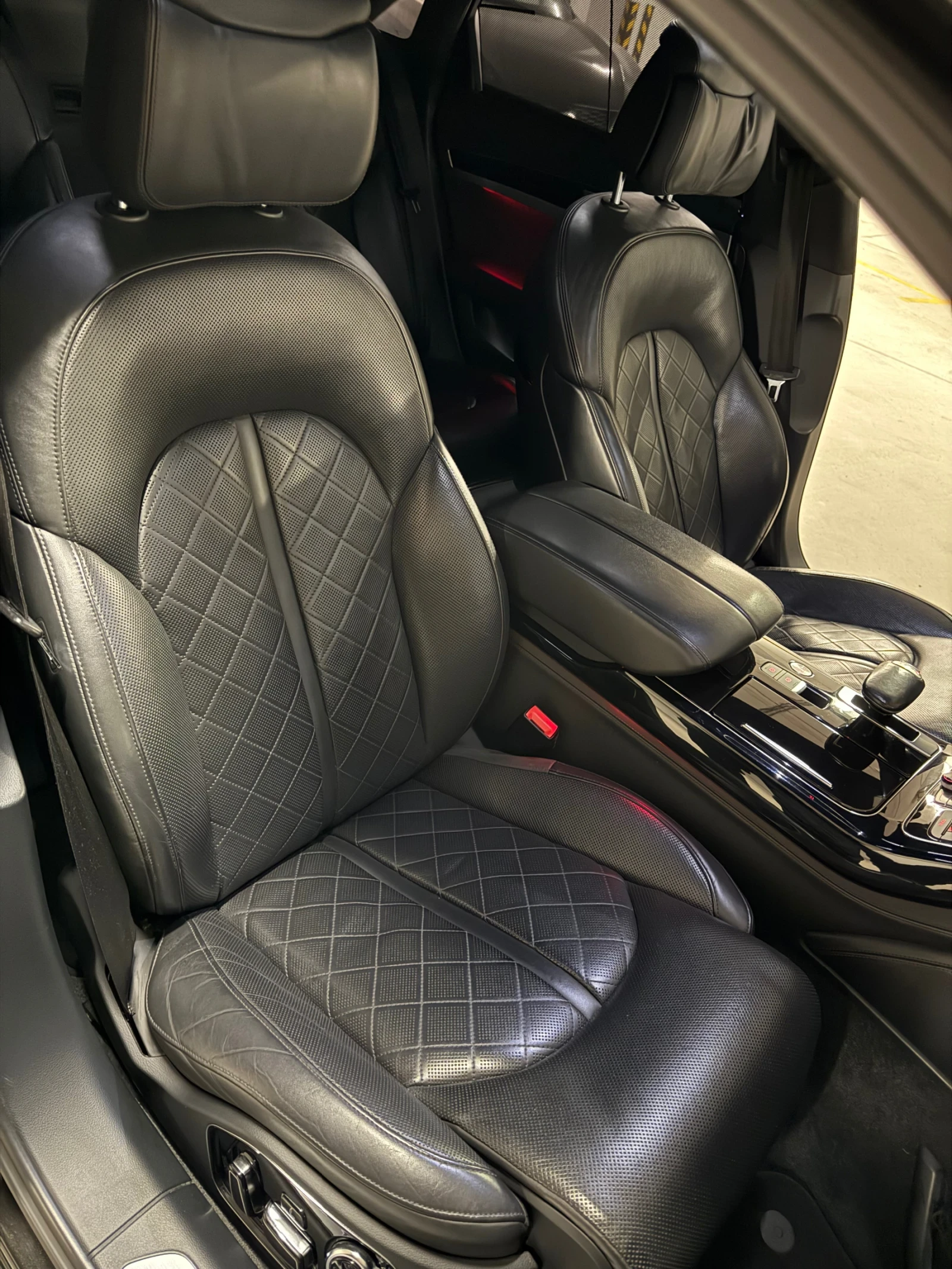 Audi A8 4.2 TDI Sport MATRIX, снимка 13 - Автомобили и джипове - 54676051