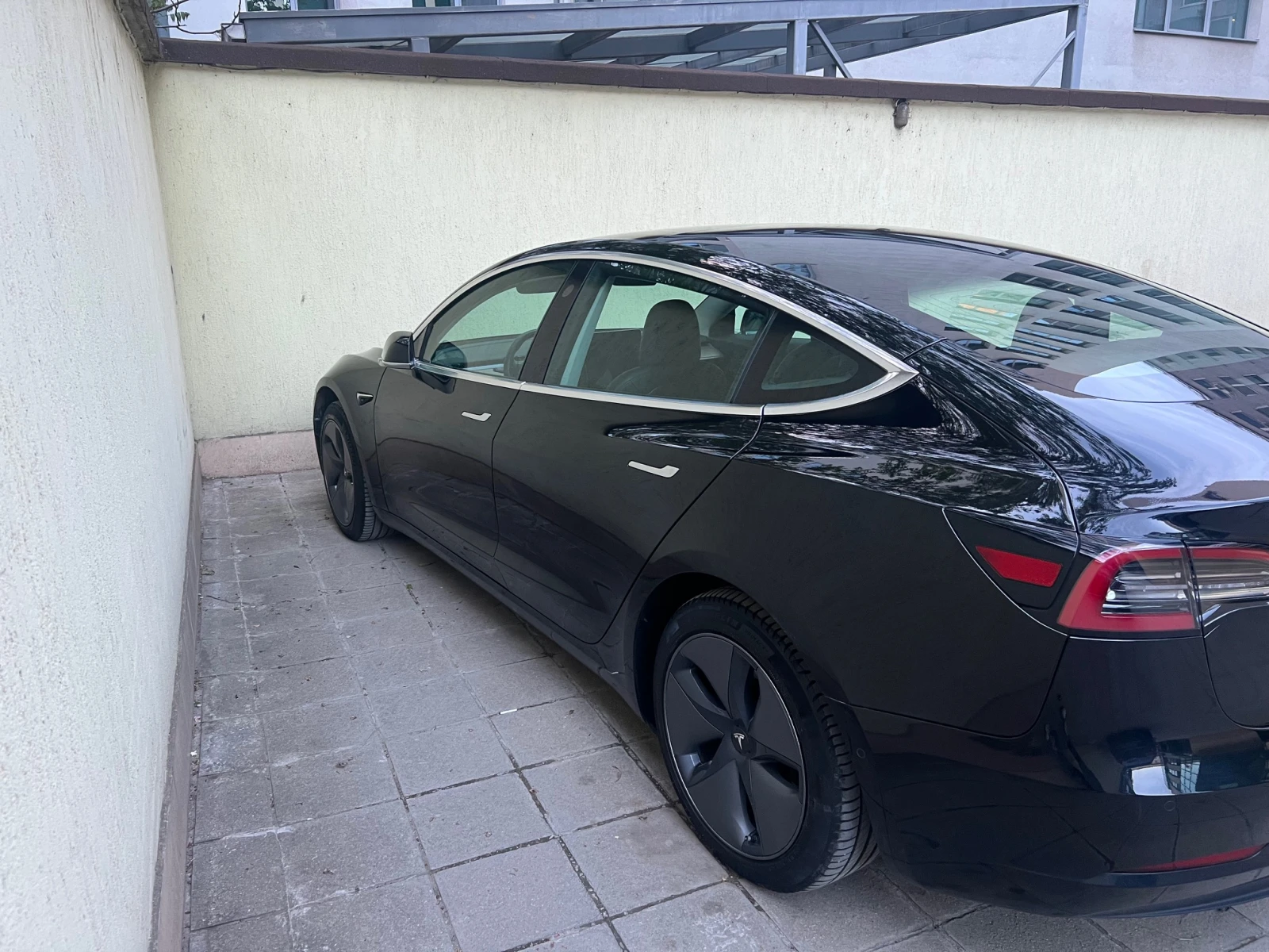 Tesla Model 3 SR + , снимка 13 - Автомобили и джипове - 54762014