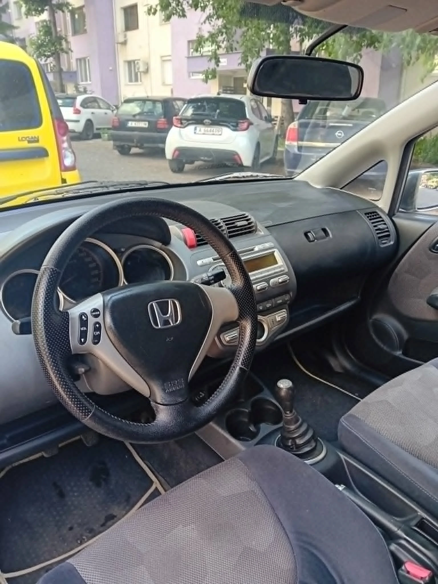 Honda Jazz, снимка 4 - Автомобили и джипове - 55024172