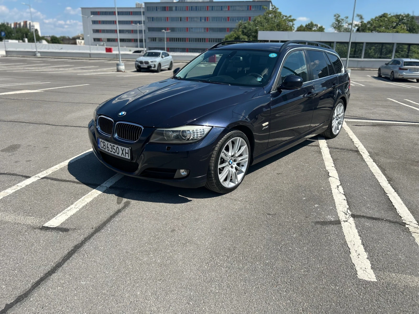 BMW 330 Xdrive, снимка 7 - Автомобили и джипове - 55046709