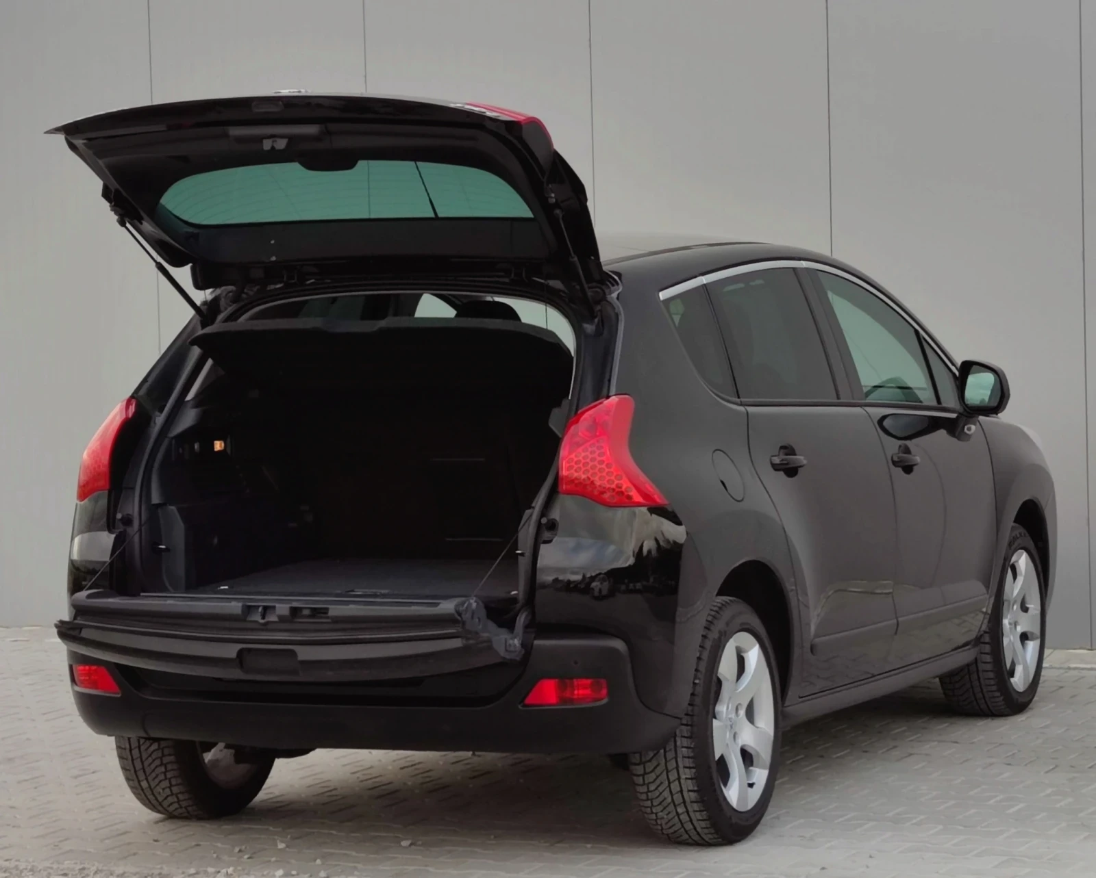 Peugeot 3008 1.6HDI* 115к.с* , снимка 16 - Автомобили и джипове - 55337868