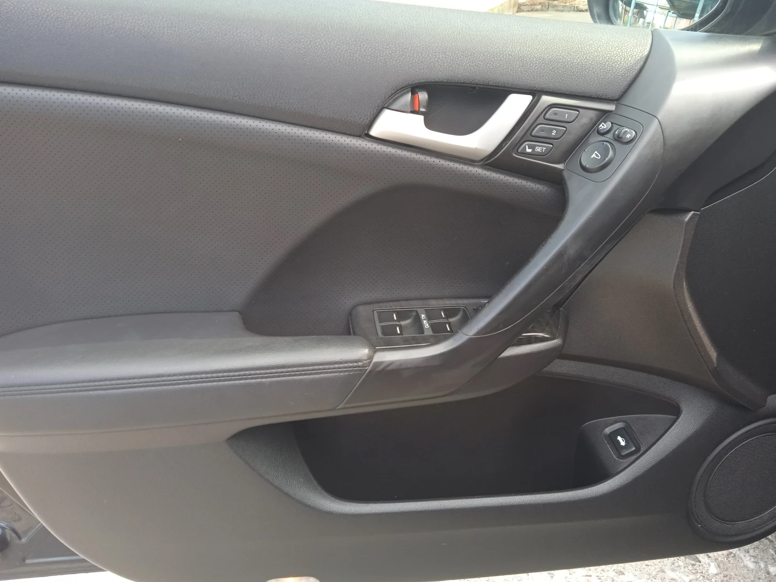 Honda Accord 2.4 benzin , снимка 7 - Автомобили и джипове - 55593328