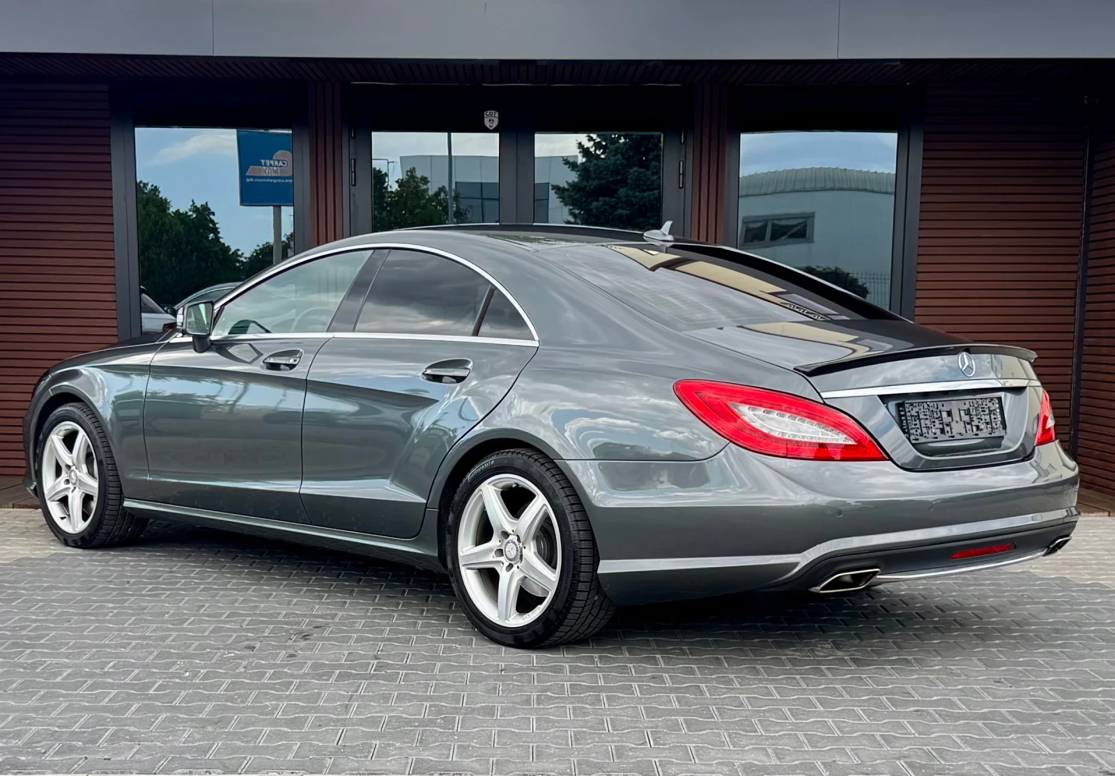Mercedes-Benz CLS 500 4Matic* Подгрев/Обдухване* Harman/Kardon* Лизинг 0, снимка 6 - Автомобили и джипове - 55476246