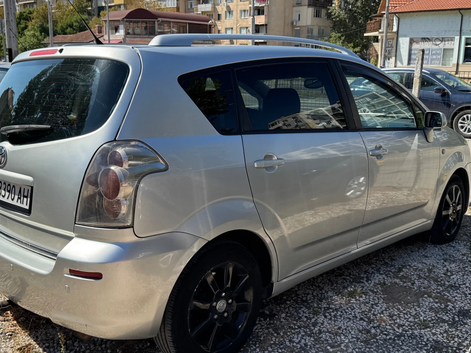 Toyota Corolla verso, снимка 4 - Автомобили и джипове - 55994315