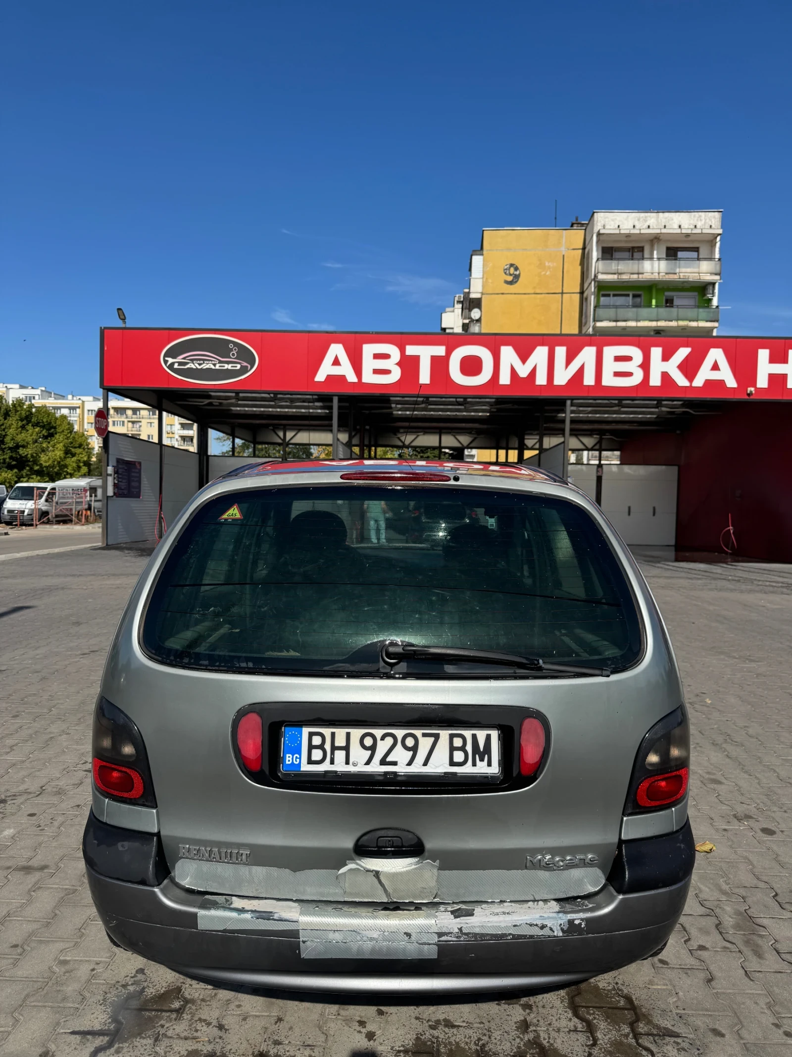 Renault Scenic Гас, снимка 6 - Автомобили и джипове - 56324523