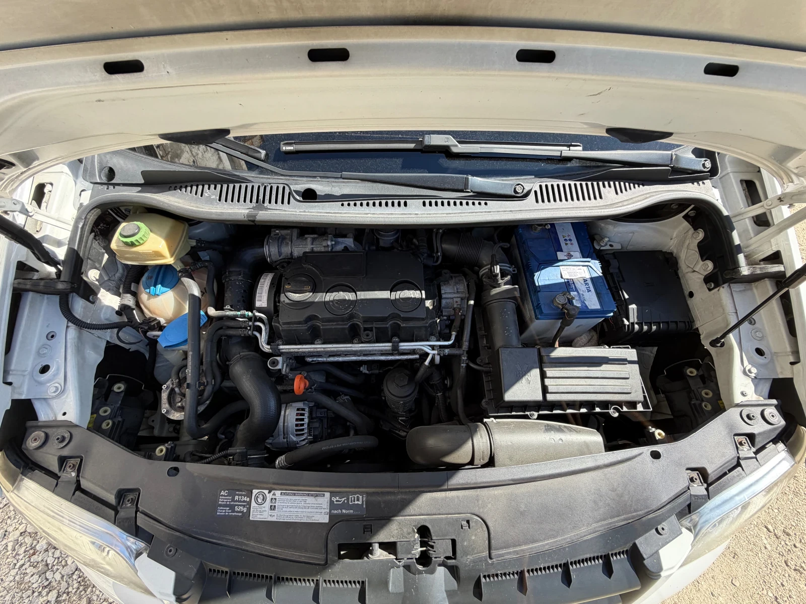 VW Caddy, снимка 10 - Автомобили и джипове - 56336265
