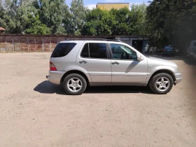 Обява за продажба на Mercedes-Benz ML 320 2000 ~7 800 лв. - изображение 9