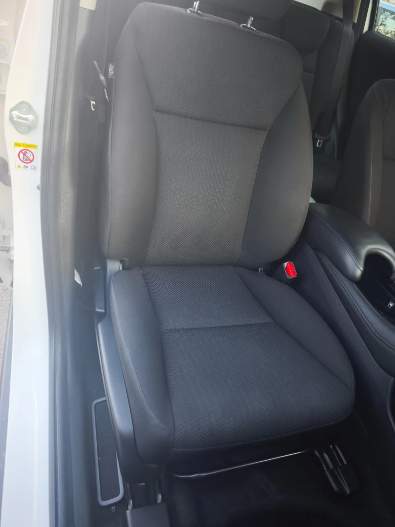 Honda Hr-v 1.6 DISTRONIC, снимка 9 - Автомобили и джипове - 51384018