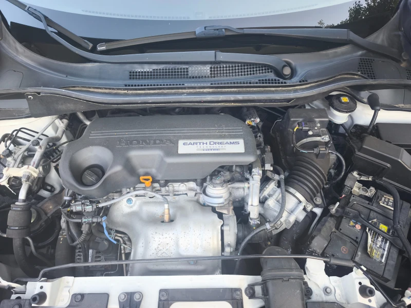 Honda Hr-v 1.6 DISTRONIC, снимка 15 - Автомобили и джипове - 51384018