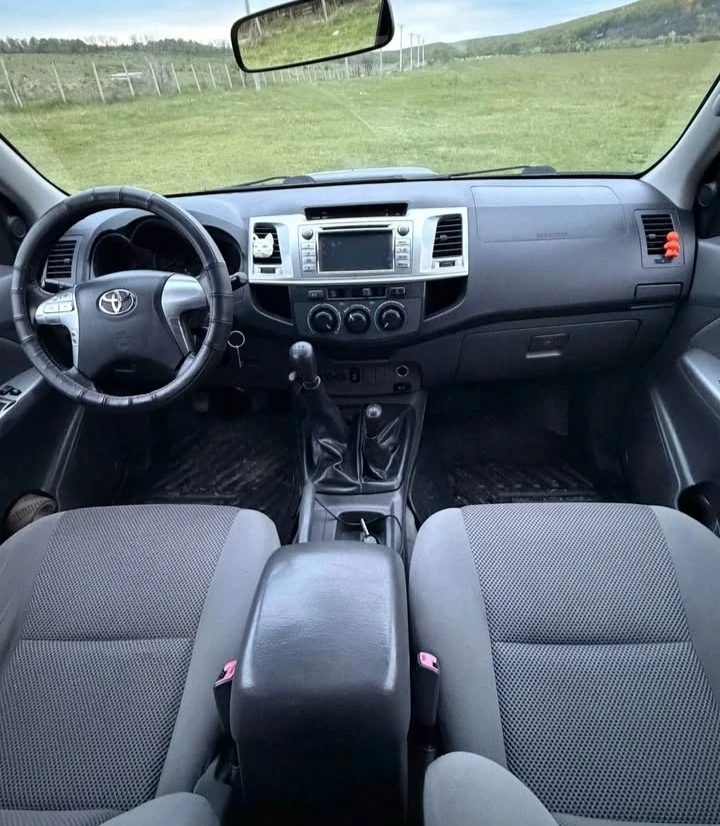 Toyota Hilux, снимка 9 - Автомобили и джипове - 55724140