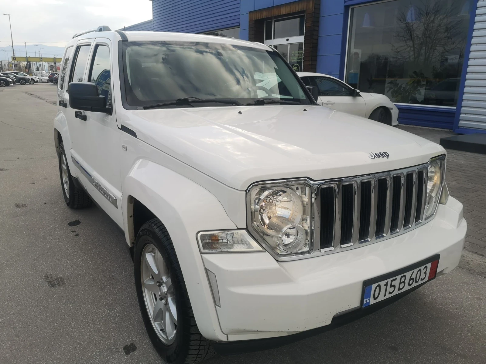 Jeep Cherokee 2.8 CRD - изображение 8