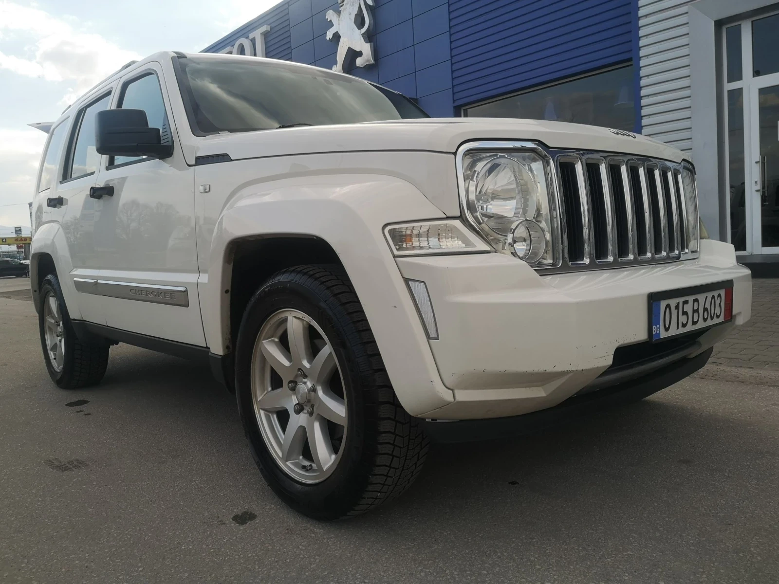 Jeep Cherokee 2.8 CRD - изображение 2