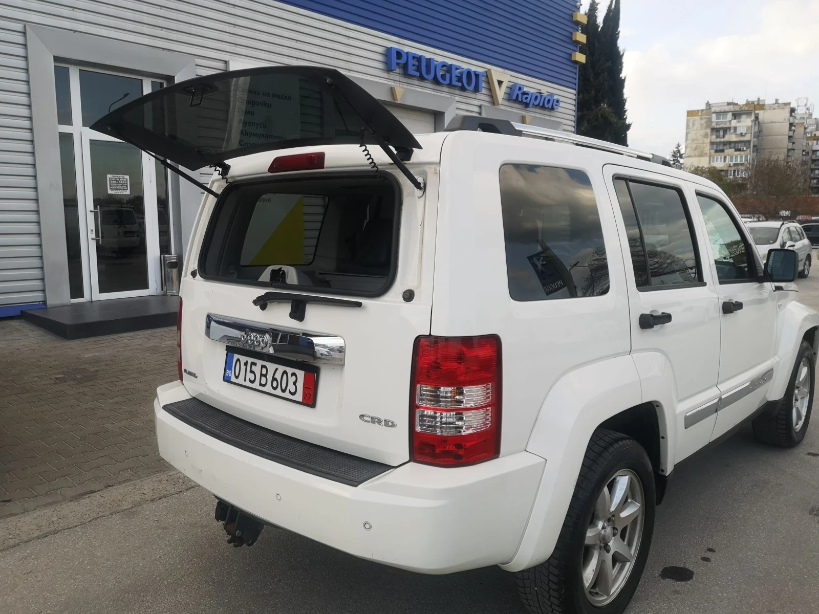 Jeep Cherokee 2.8 CRD - изображение 4