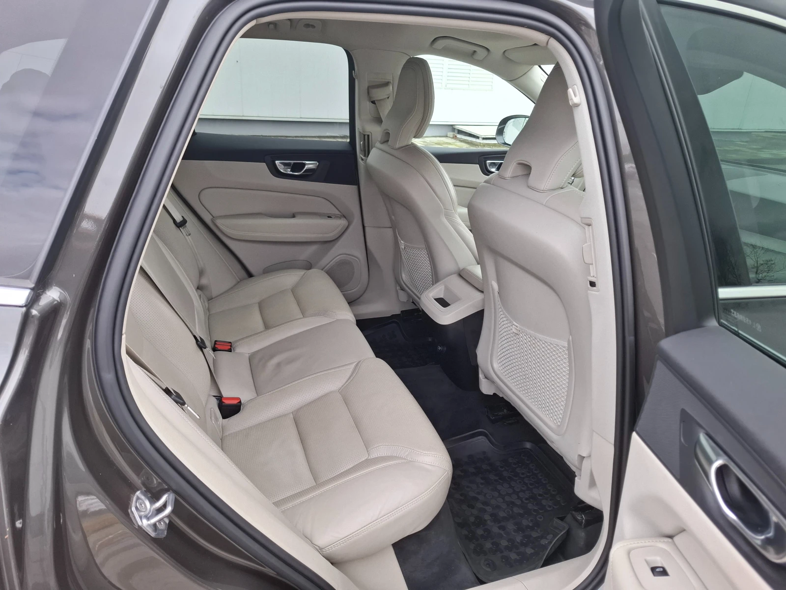 Volvo XC60 2.0HYBRID Face Lift Navi     | Mobile.bg   9