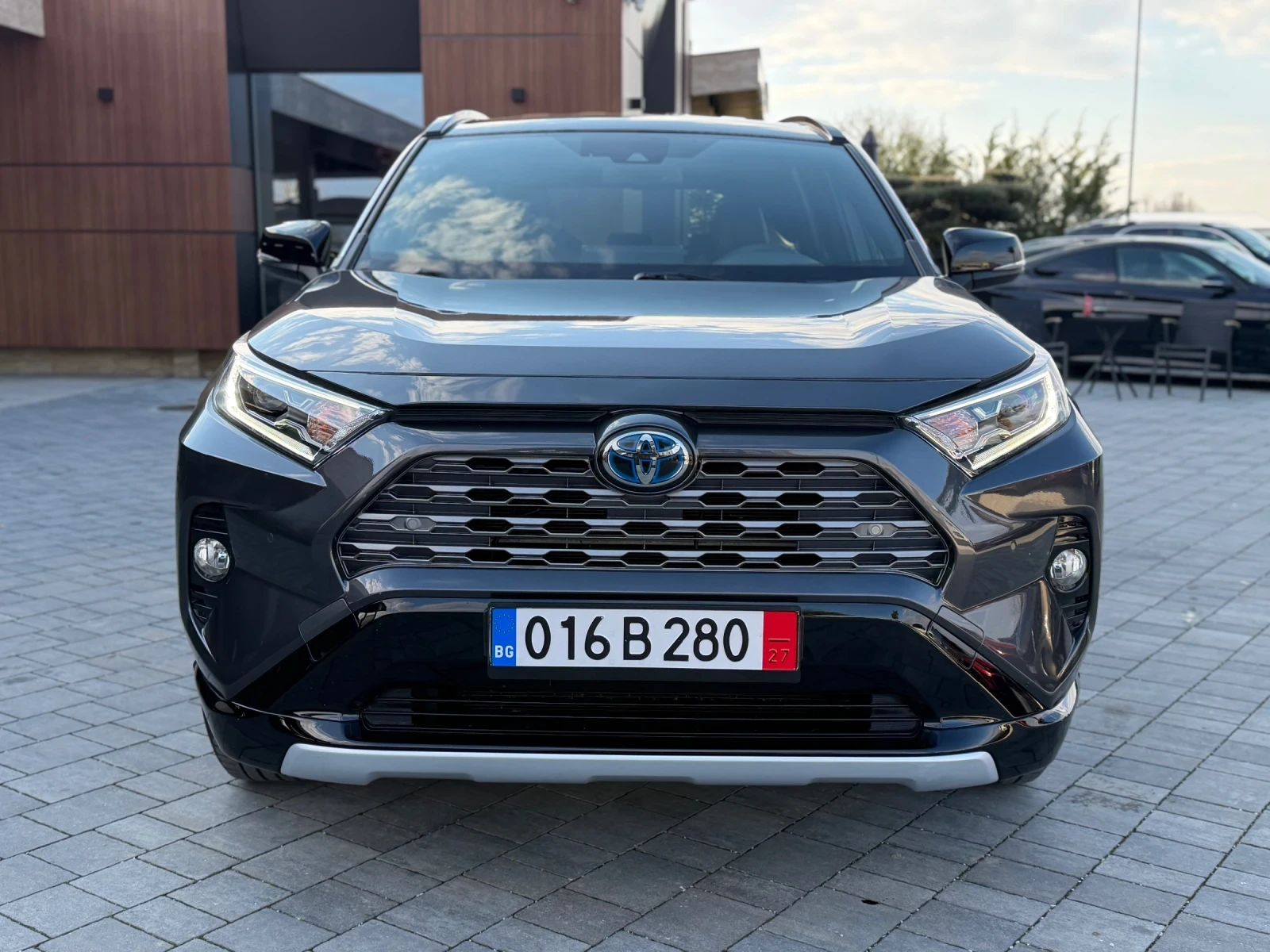 Toyota Rav4 2, 5i Hybrid= 94000km= Podgriavane= Obduhvane= Ful | Mobile.bg � ����������� 9