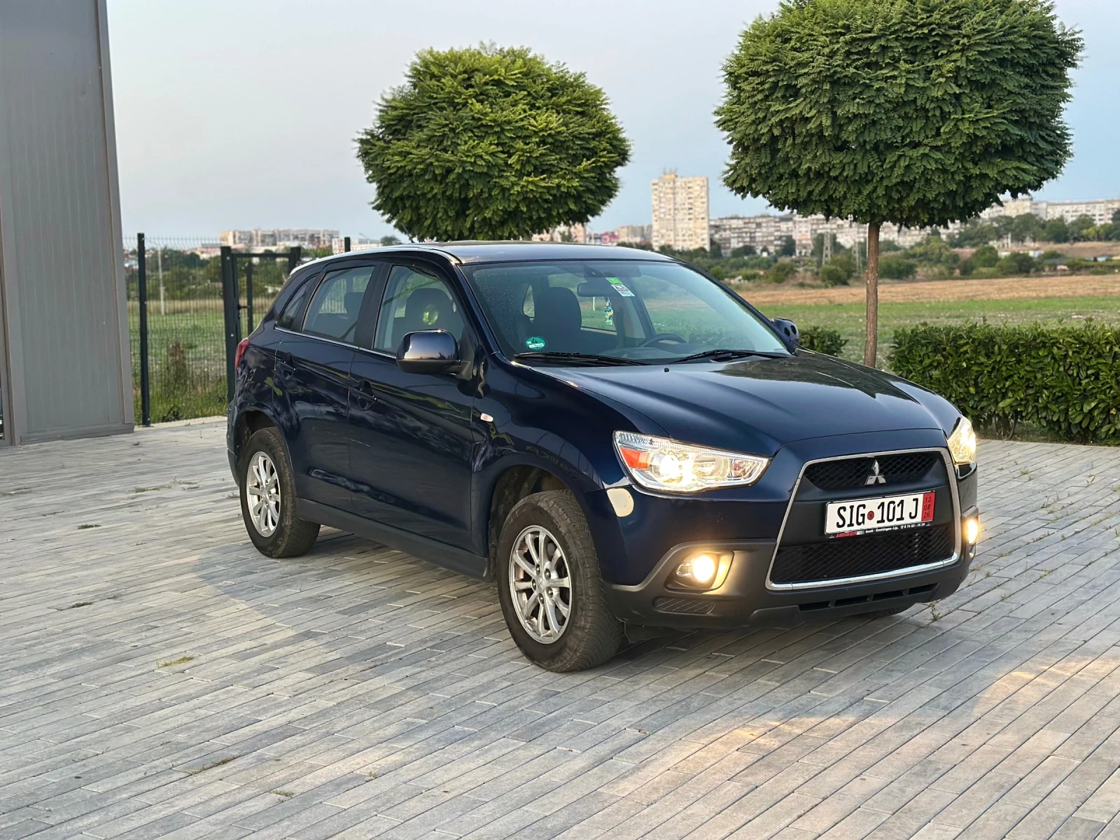 Mitsubishi ASX 1.6i 117ps, снимка 3 - Автомобили и джипове - 55530170