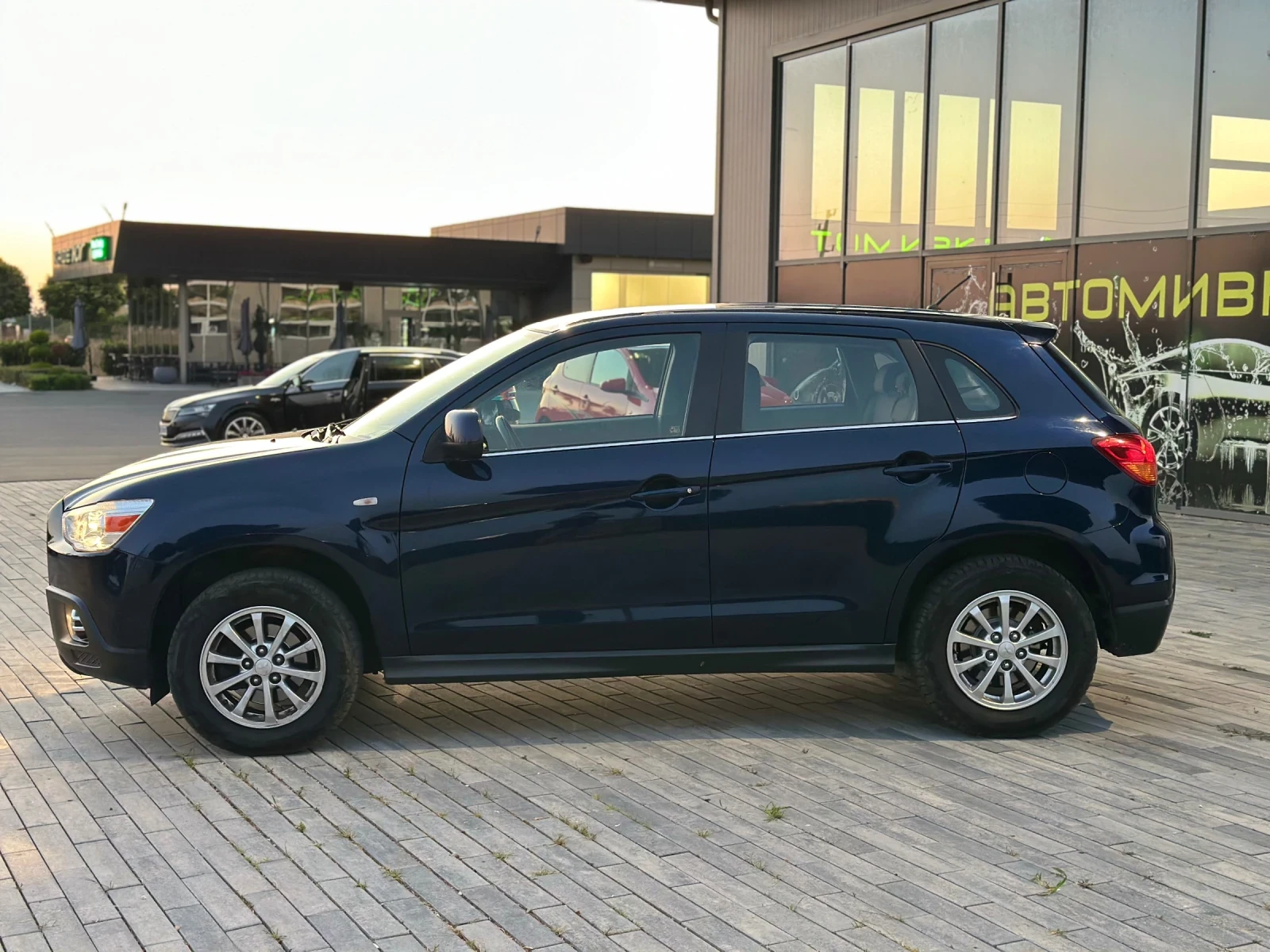 Mitsubishi ASX 1.6i 117ps, снимка 8 - Автомобили и джипове - 55530170